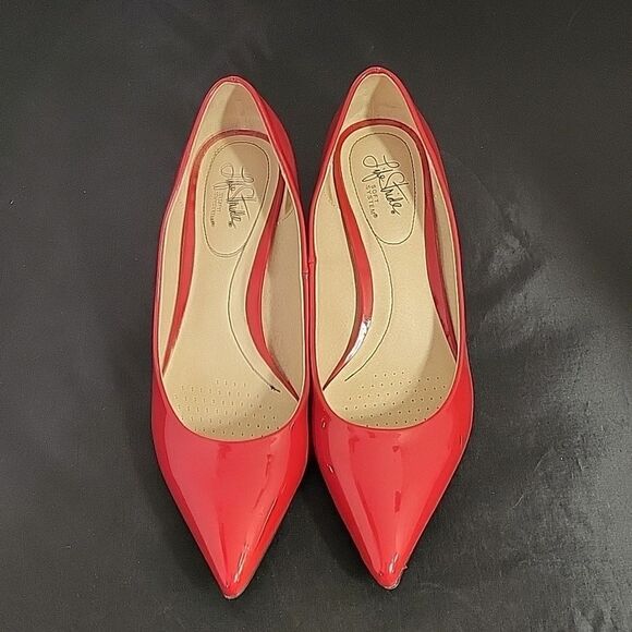 LIFETRIDE SOFT SYSTEM POINTED TOE GLOSSY LOW HEEL SLIP ON PUMP - Picture 3 of 14